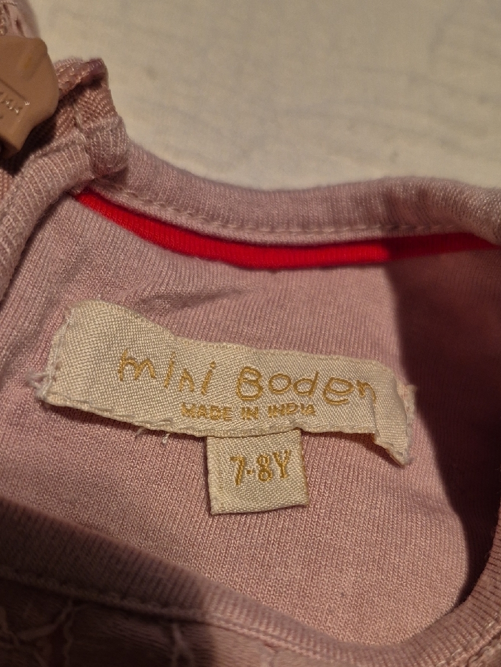 Mini Boden girls 7-8 years pink lacy fabric jersey lined, sequin bow VGUC - Picture 6 of 8